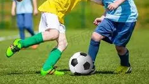 2025江苏省城市足球联赛第十一轮：徐州VS南京巅峰之战战报